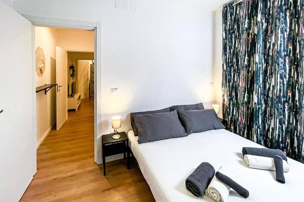 Luxury Stazione Centrale Elegante Loft Apartment Trieste Luaran gambar